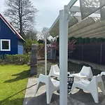 Nyaraló Utopka Nad Morzem