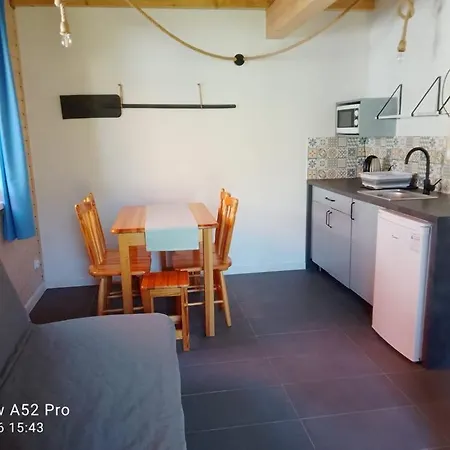 Nyaraló Utopka Nad Morzem